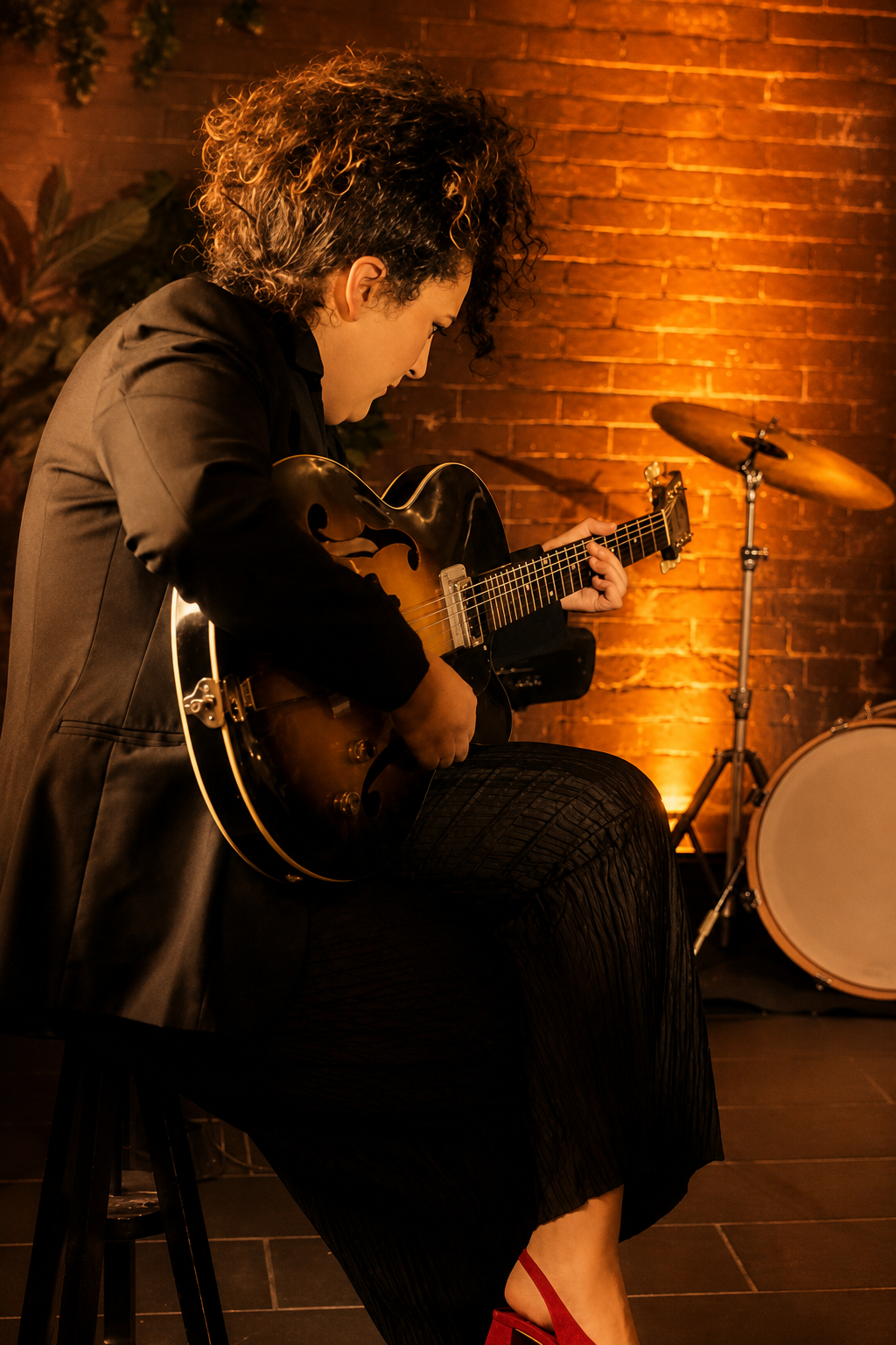 Jazz guitarist playing an archtop